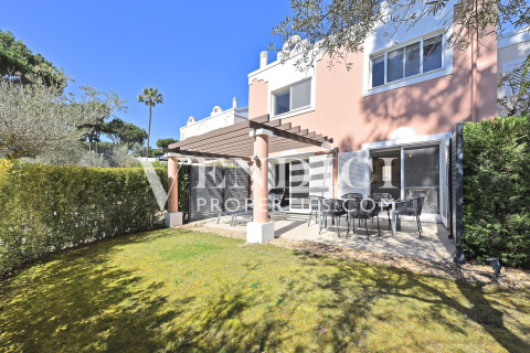 Excellent Renovated 2 Bedroom Townhouse