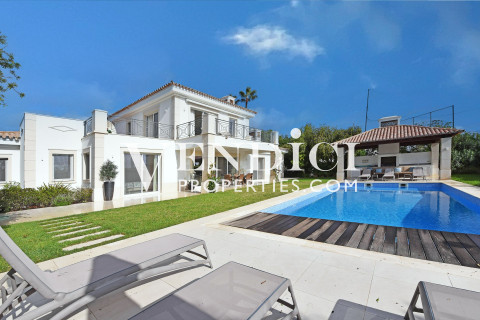 Amazing 3 Bed Villa For Sale