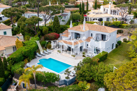 Exceptional 5 Bed Villa