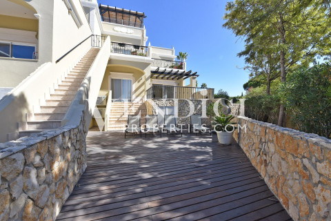 Superb Two Bed Ground Floor Apartment