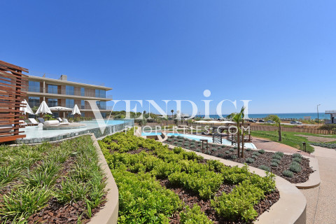 Luxury 2 Bed Ground Floor Apartment