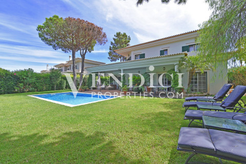 SPACIOUS 4 Bed Villa