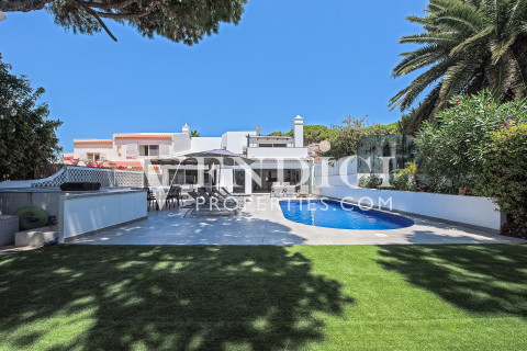 Superb Renovated 3+1 Bed Villa