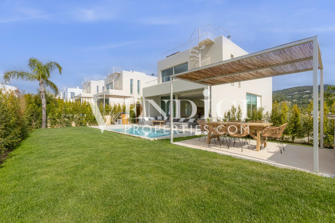 Superb New Build,  3 Bed Villa