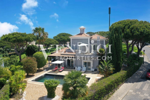 Vale do Lobo Villa – Ocean & Golf Views, Prime Position & Exceptional Potential