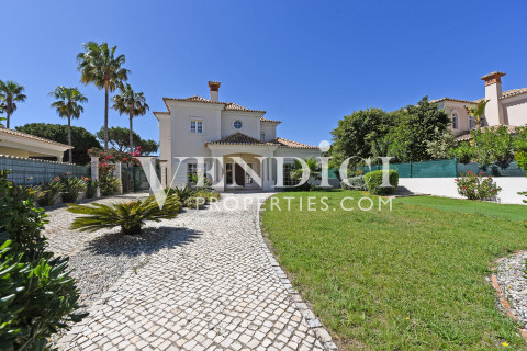 Stunning 4 Bedroom Villa in Varandas do Lago
